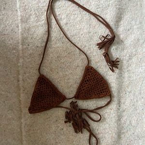 Acacia crochet coconuts top